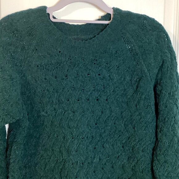 Bobeau Women's Dark Green Knit Sweater Size M Crew Neck 100% Polyester - Picture 2 of 6